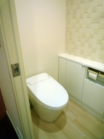 お掃除楽々サティスにエコカラットプラスで清々しく快適空間 港区S様邸 お掃除楽々サティスにエコカラットプラスで清々しく快適空間 港区S様邸